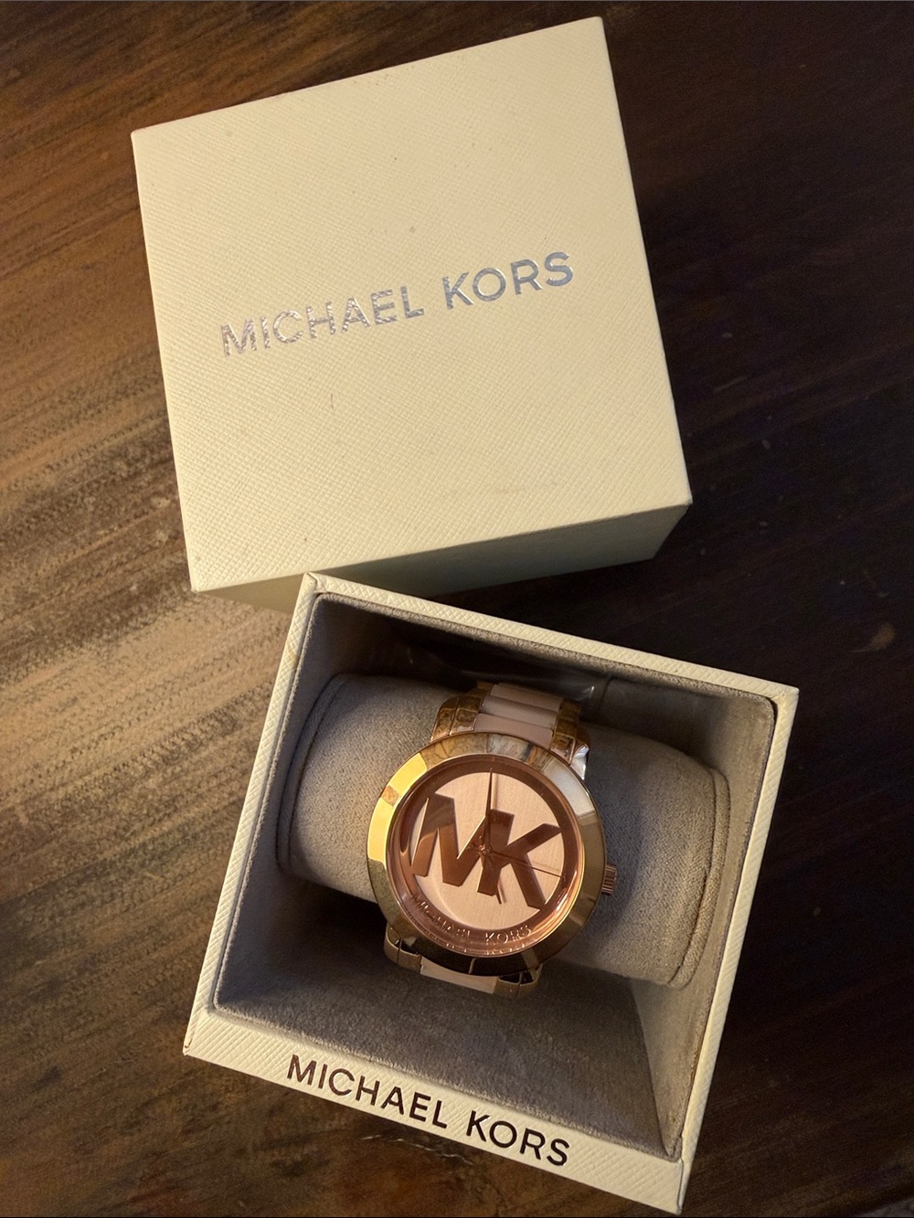 MK watch